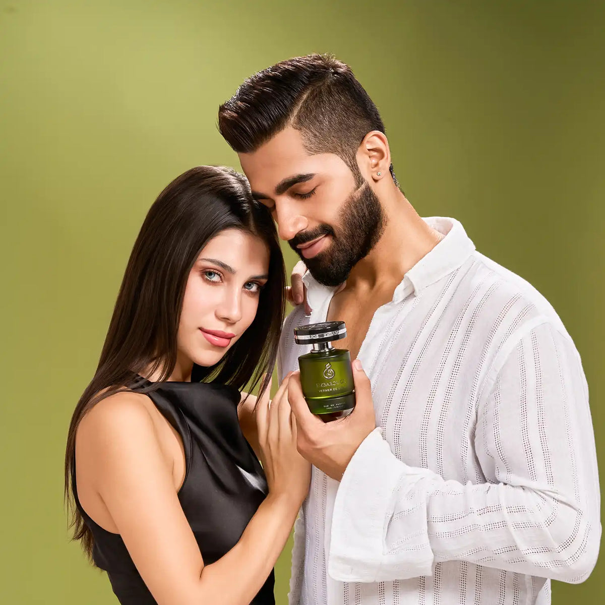 Embarouge Vetiver de luxe Luxury perfume for him Eau De Parfum 100ml - showing it’s best for Evenings & Date Nights lifestyle shoot